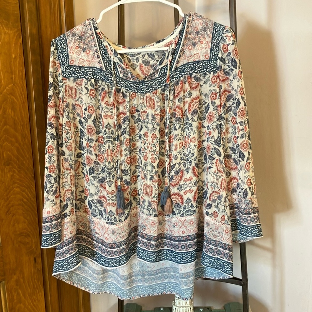 Sheer summer top - pink - blue - white - no tags